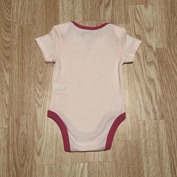 Swiggles I am Loved Pink Onesie Size 3-6 Months - Picture 3 of 3